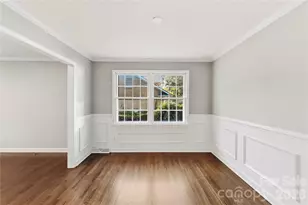 5726 Sharon Rd, Charlotte, NC 28210 - Photo 8