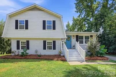 4400 Strangford Avenue, Charlotte, NC 28215 - Photo 2
