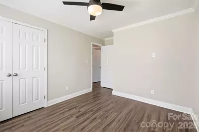 4400 Strangford Avenue, Charlotte, NC 28215 - Photo 40