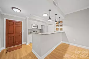 300 W 5th St, Charlotte, NC 28202 - Photo 6