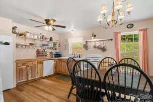 427 Hardscrabble Rd, Burnsville, NC 28714 - Photo 4