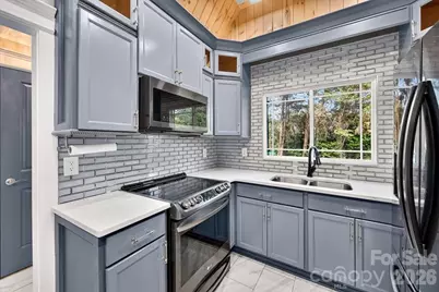 2519 Matthews Mint Hill Road, Matthews, NC 28105 - Photo 10