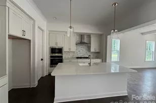 3210 Timber Run Ln, Maiden, NC 28650 - Photo 4