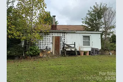 68 Morris Avenue, Marion, NC 28752 - Photo 14