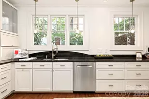 723 Berkeley Ave, Charlotte, NC 28203 - Photo 10