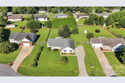 3707 Fieldhaven Court, Maiden, NC 28650 - Photo 36