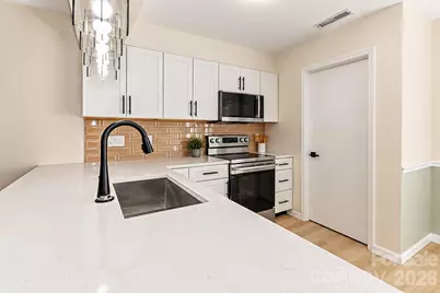 205 S Academy Street, Mooresville, NC 28115 - Photo 10