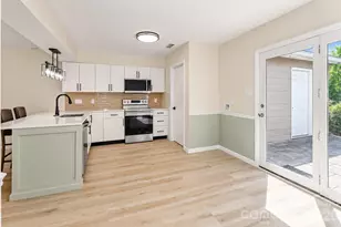 205 S Academy St, Mooresville, NC 28115 - Photo 14