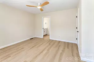 205 S Academy St, Mooresville, NC 28115 - Photo 16