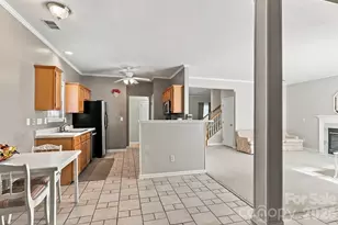 9115 Swallowtail Ln, Charlotte, NC 28269 - Photo 14