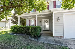 9115 Swallowtail Ln, Charlotte, NC 28269 - Photo 2