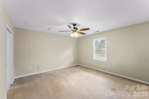 1688 Buffett Cir, Hickory, NC 28602 - Photo 18