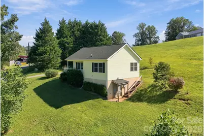 117 Ho Hum Way, Leicester, NC 28748 - Photo 2
