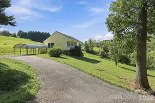 117 Ho Hum Wy, Leicester, NC 28748 - Photo 12