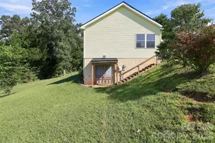 117 Ho Hum Wy, Leicester, NC 28748 - Photo 6