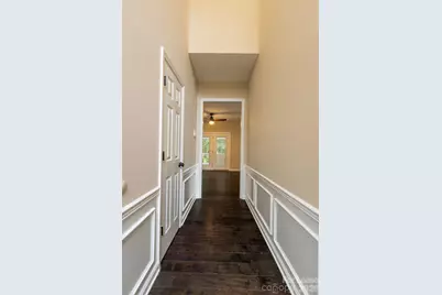 6337 Elderslie Drive, Charlotte, NC 28269 - Photo 14