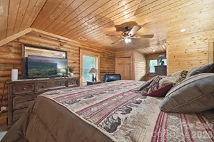 2235 Buck Mountain Rd, Purlear, NC 28665 - Photo 30