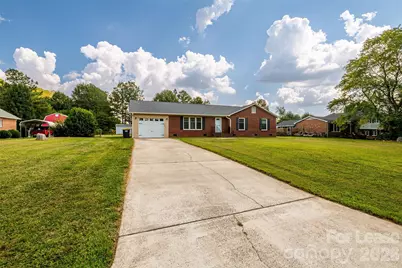 114 Cottonwood Drive, Mount Holly, NC 28120 - Photo 46