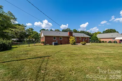114 Cottonwood Drive, Mount Holly, NC 28120 - Photo 36