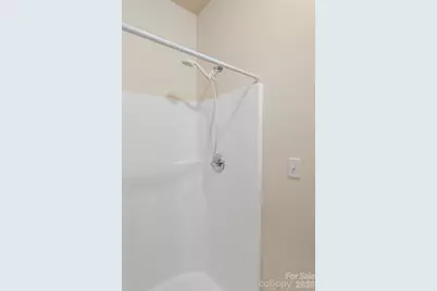1360 21st Avenue NE, Hickory, NC 28601 - Photo 12