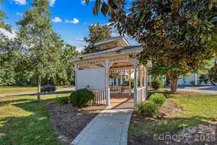 1360 21st Ave NE, Hickory, NC 28601 - Photo 30