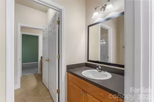 1360 21st Ave NE, Hickory, NC 28601 - Photo 22