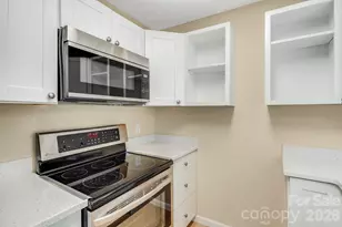 15 Old Youngs Cove Rd, Candler, NC 28715 - Photo 10