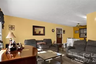308 S Pine St, Dallas, NC 28034 - Photo 2