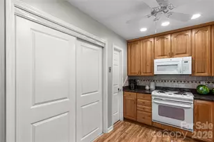 1009 Hollow Rd, Chester, SC 29706 - Photo 10