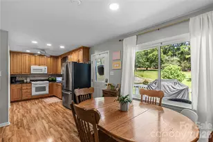 1009 Hollow Rd, Chester, SC 29706 - Photo 6