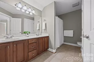 131 Summerfield Ct, Lake Wylie, SC 29710 - Photo 24