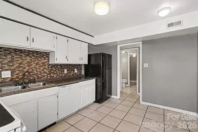 7964 Shady Oak Trail #212, Charlotte, NC 28210 - Photo 16