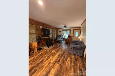 488 Hemlock Loop, Newland, NC 28657 - Photo 2
