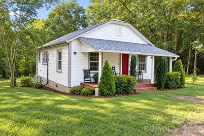 579 Hollis Road, Ellenboro, NC 28040 - Photo 2