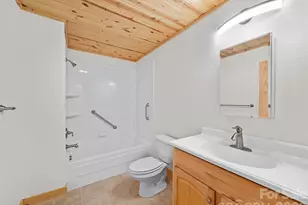 73 Oak Ridge Ct, Mars Hill, NC 28754 - Photo 10