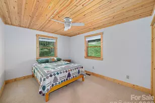 73 Oak Ridge Ct, Mars Hill, NC 28754 - Photo 18