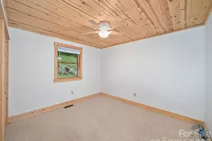 73 Oak Ridge Ct, Mars Hill, NC 28754 - Photo 16