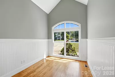 520 Iverson Way, Charlotte, NC 28203 - Photo 6