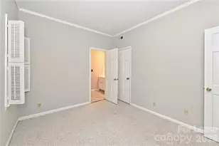 1016 Queens Rd, Charlotte, NC 28207 - Photo 20