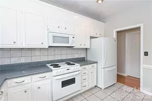 1016 Queens Rd, Charlotte, NC 28207 - Photo 6