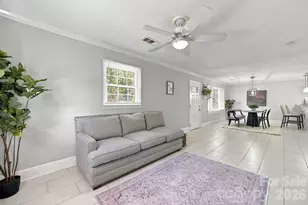 901 Furman St, Dallas, NC 28034 - Photo 8