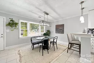 901 Furman St, Dallas, NC 28034 - Photo 10