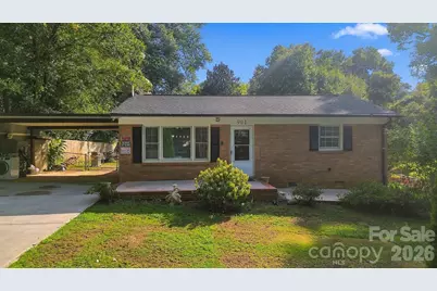 901 Furman Street, Dallas, NC 28034 - Photo 2