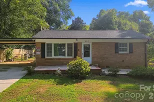 901 Furman St, Dallas, NC 28034 - Photo 2