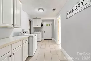 901 Furman St, Dallas, NC 28034 - Photo 20