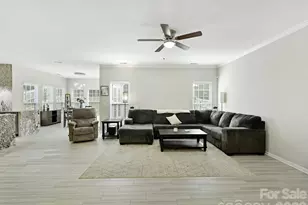 9338 Atlas Cedar Dr, Charlotte, NC 28215 - Photo 4
