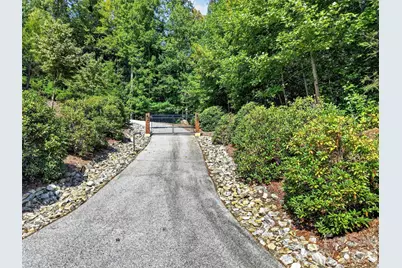 364 Rock Creek Road, Zirconia, NC 28790 - Photo 6