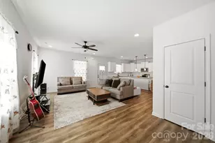 844 Matthews School Rd, Matthews, NC 28105 - Photo 4