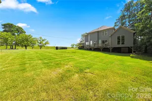 8007 Glen Abbey Cir, Stanley, NC 28164 - Photo 38