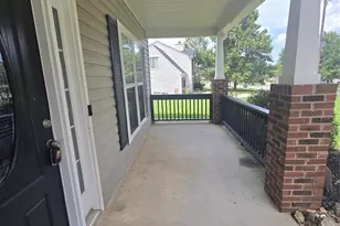 8815 Korniv Dr, Charlotte, NC 28216 - Photo 2
